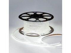 Светодиодная влагозащищенная лента OGM 7W/m 120LED/m 2835SMD дневной белый 50M O17-08